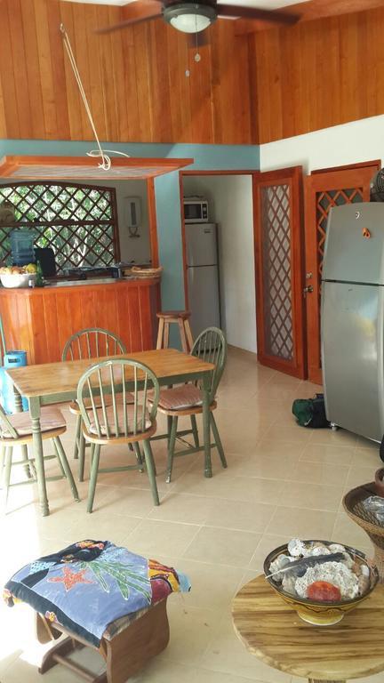 Los Delfines Lodge Puerto Viejo de Talamanca Pokój zdjęcie