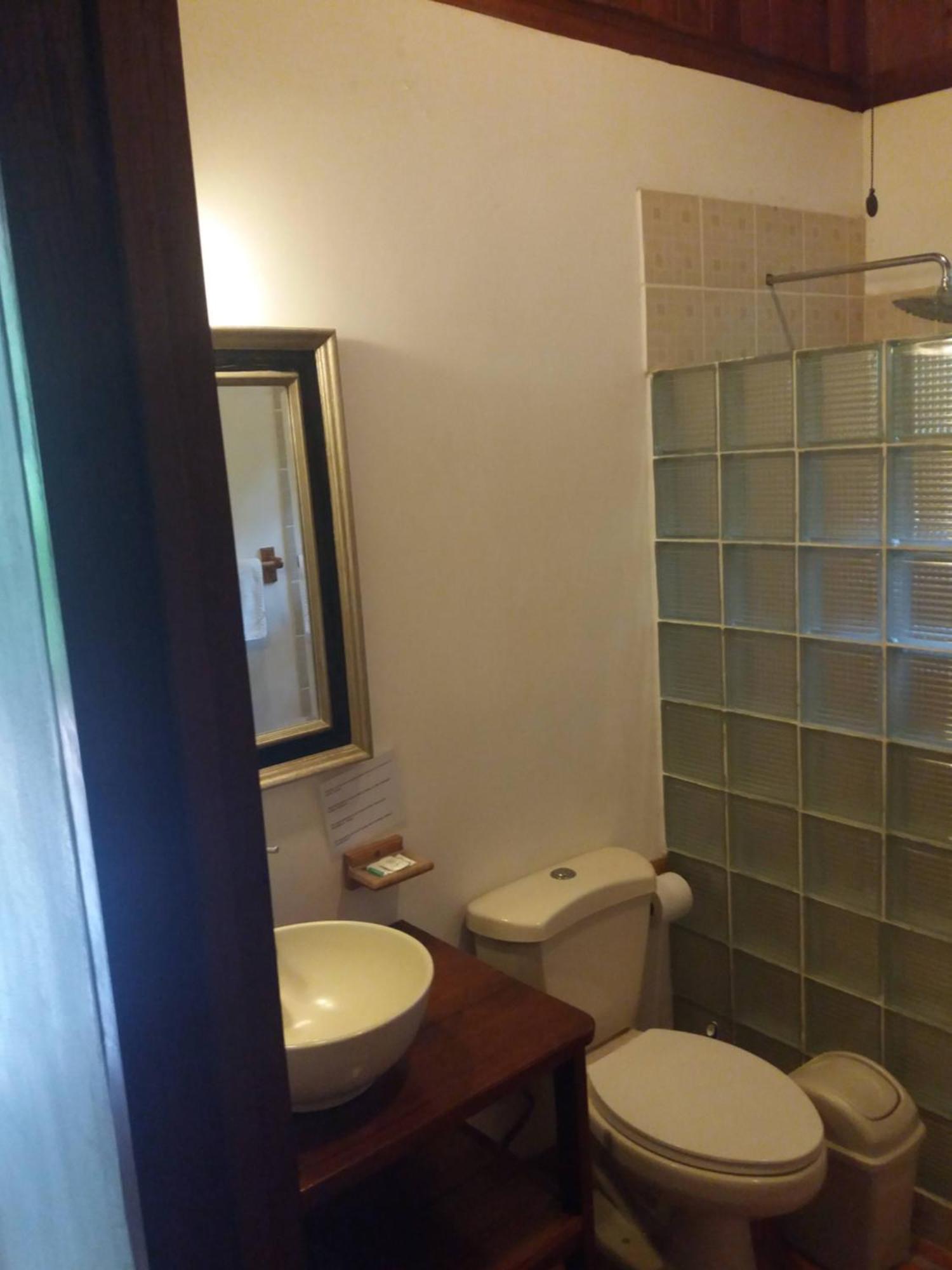 Los Delfines Lodge Puerto Viejo de Talamanca Zewnętrze zdjęcie
